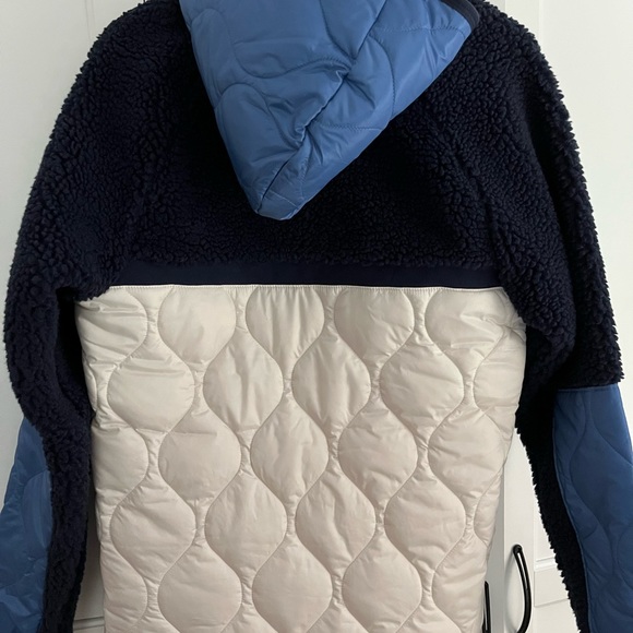 NWT Nike sherpa - Picture 4 of 4